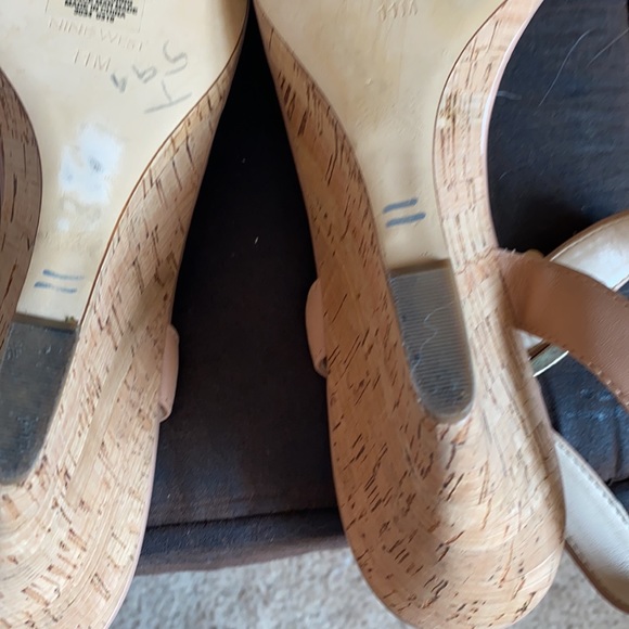 Nine West nude wedge sandals - Picture 6 of 16